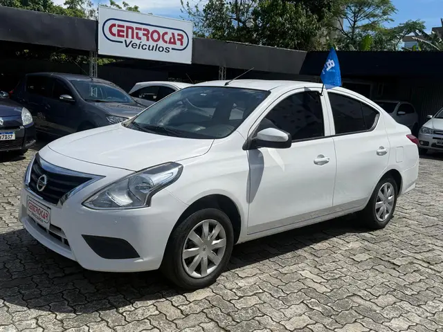 Carro Nissan Versa 2019 1.0 12V (Flex)