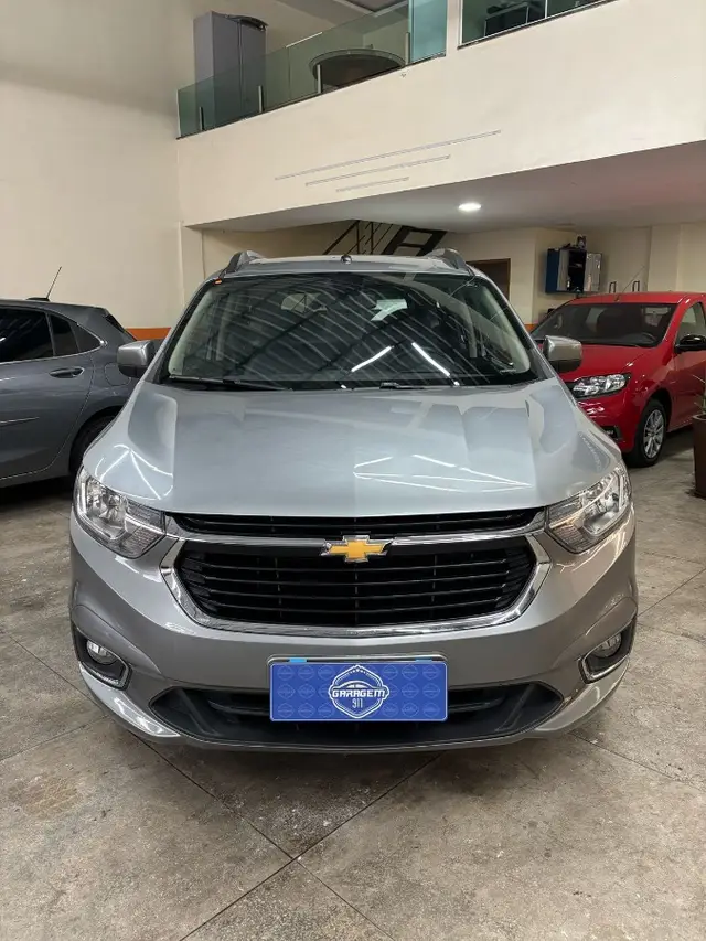 Carro Chevrolet Spin 2024 LT 1.8