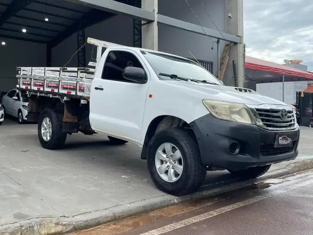 Carro Toyota Hilux Cabine Simples 2015 Hilux 3.0 TDI 4x4 CS Chassi