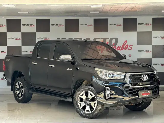 Carro Toyota Hilux Cabine Dupla 2020 Hilux 2.8 TDI SRX CD 4x4 (Aut)