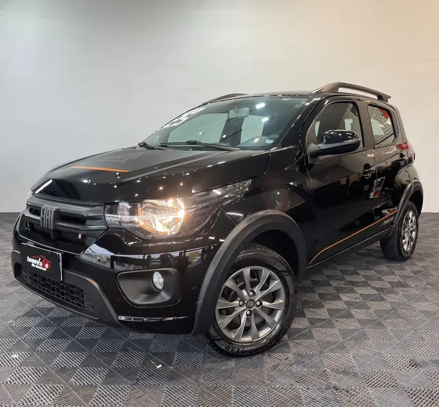 Carro Fiat Mobi 2025 Trekking 1.0