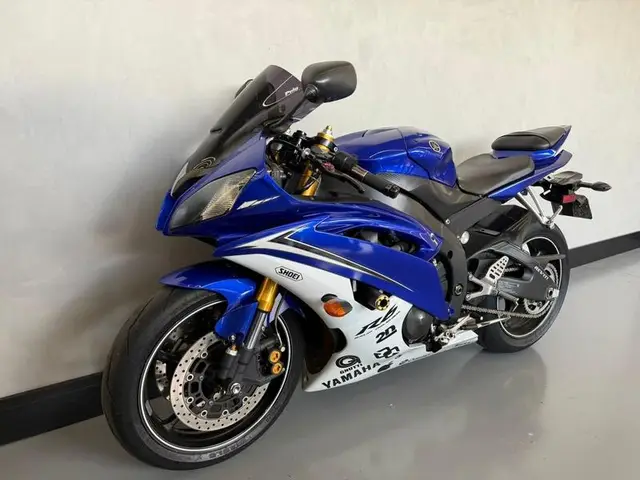 Moto Yamaha YZF R6 2010 600