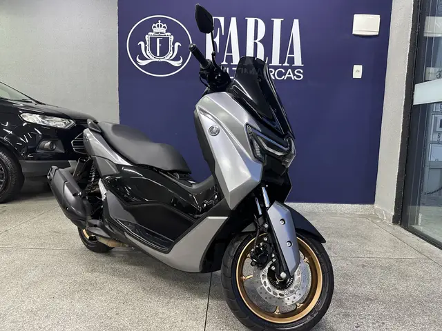 Moto Yamaha NMax 2025 Connected 160 ABS