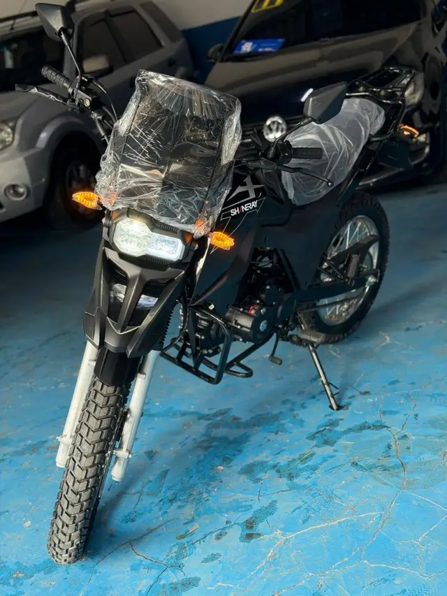 Moto Shineray SHI 175S 2026 EFI