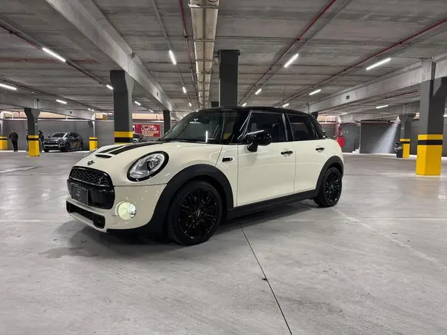 Carro MINI Cooper 2017 2.0 S Exclusive (Aut) 4p