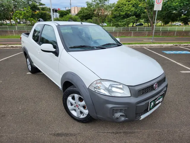 Carro Fiat Strada 2020 Freedom 1.4 CD (Flex)