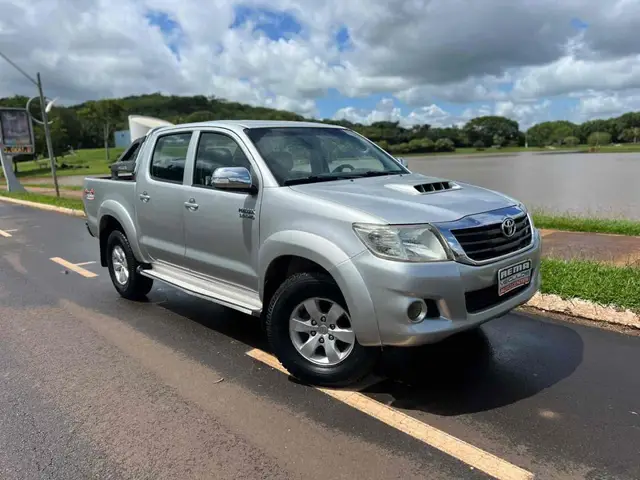 Carro Toyota Hilux Cabine Dupla 2013 Hilux 3.0 TDI 4x4 CD SRV Top (Aut)