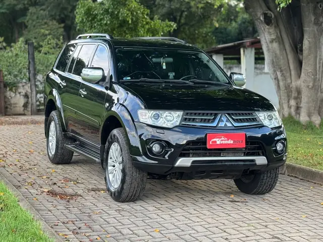 Carro Mitsubishi Pajero Dakar 2015 3.5 HPE 4WD (aut)(Flex)