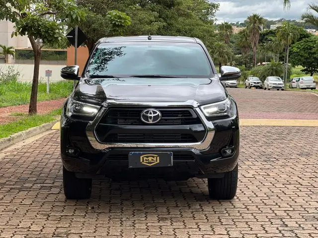 Carro Toyota Hilux Cabine Dupla 2025 SRX 4x4 2.8 Diesel