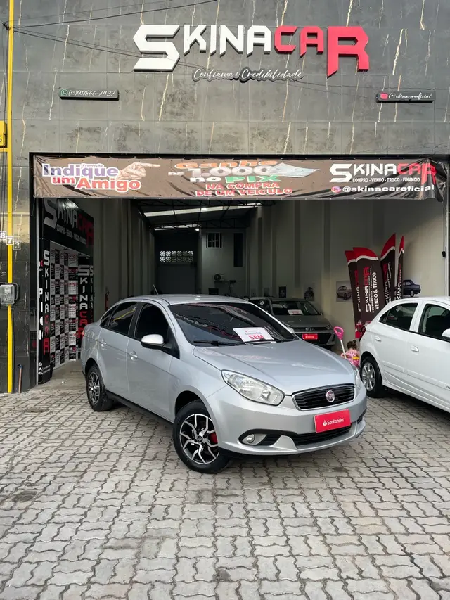 Carro Fiat Grand Siena 2018 Evo Attractive 1.4 8V (Flex)