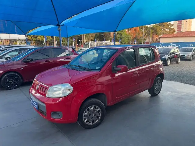 Carro Fiat Uno 2011 Vivace 1.0 8V (Flex) 4p