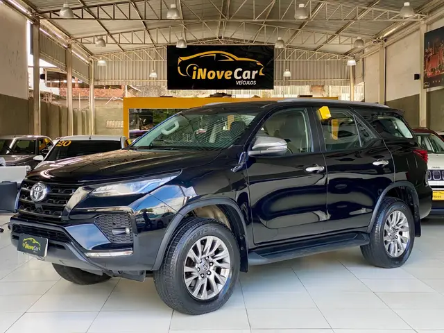 Carro Toyota SW4 2021 SRV 2.7 7L 4x2 (Aut) (Flex)