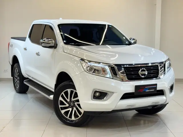 Carro Nissan Frontier 2022 XE CD 4x4 2.3 Bi-TB Diesel Aut.