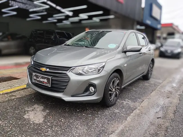 Carro Chevrolet Onix 2025 LT 1.0 Turbo
