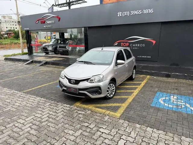 Carro Toyota Etios 2018 X 1.3 (Flex)