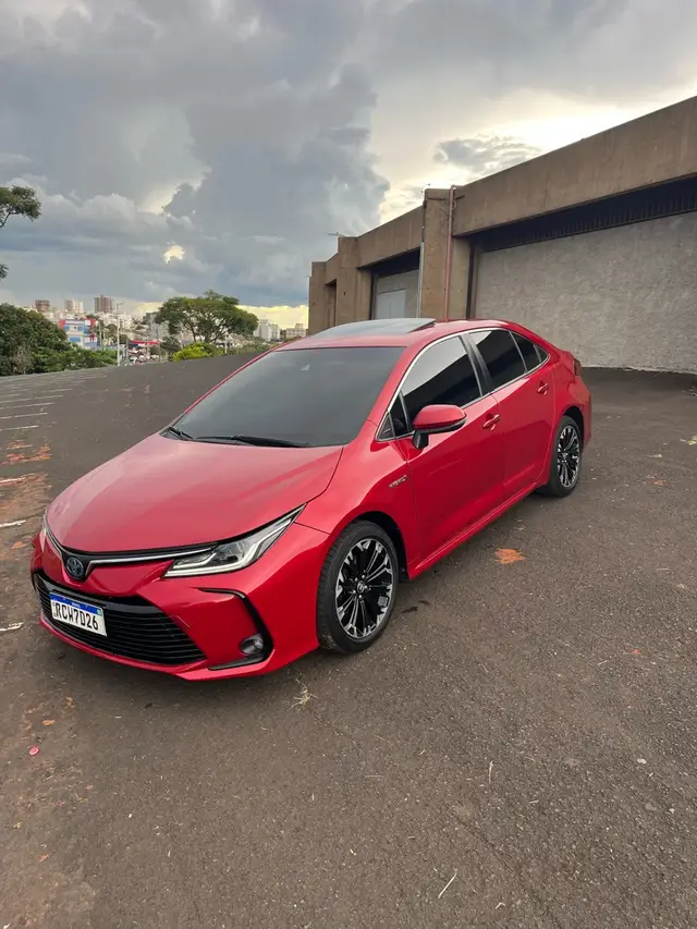 Carro Toyota Corolla 2021 Altis Premium Hybrid 1.8