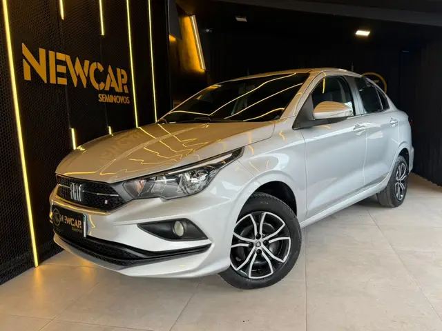 Carro Fiat Cronos 2022 Drive 1.3