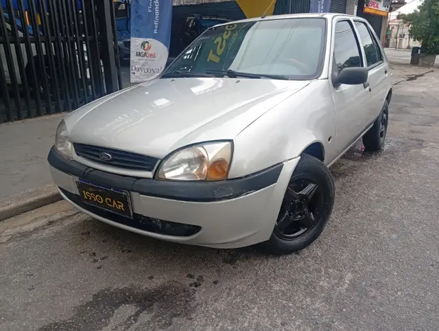 Carro Ford Fiesta Hatch 2004 Street Action 1.0 8V