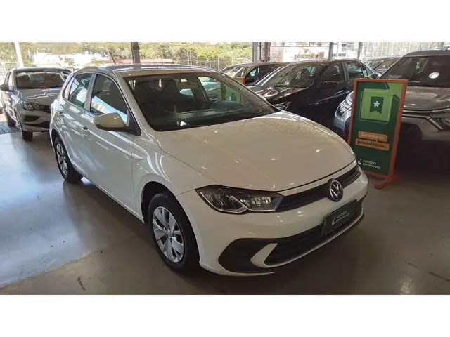 Carro Volkswagen Polo 2024 Track 1.0 Flex 12V 5p