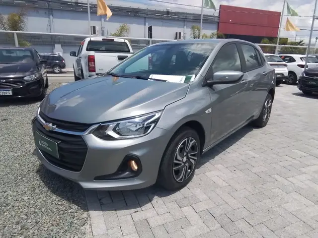 Carro Chevrolet Onix Plus 2025 LT 1.0