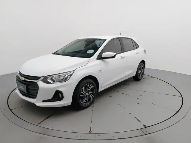 Carro Chevrolet Onix Plus 2024 LT 1.0