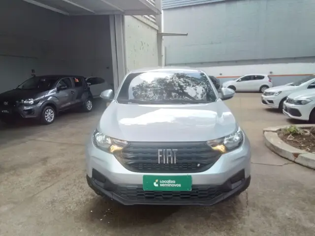 Carro Fiat Strada 2025 Volcano 1.3 Flex 8V CD Aut.