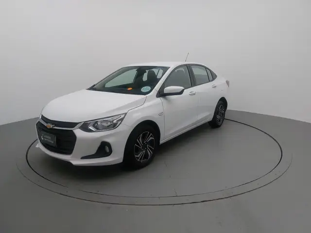 Carro Chevrolet Onix Plus 2024 LT 1.0
