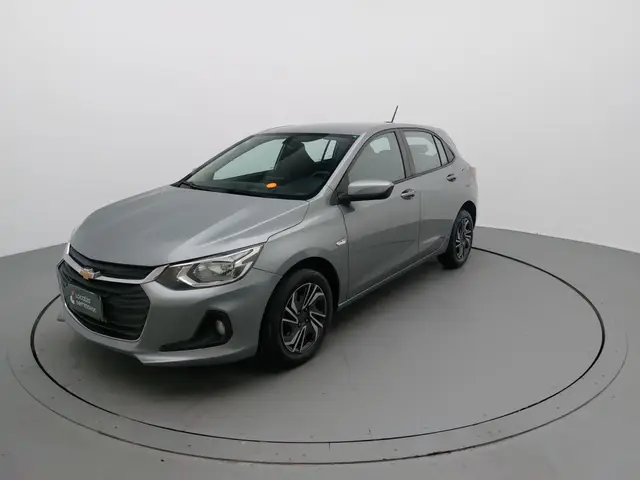 Carro Chevrolet Onix Plus 2024 LT 1.0