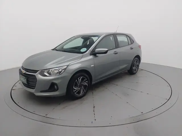 Carro Chevrolet Onix Plus 2025 LT 1.0