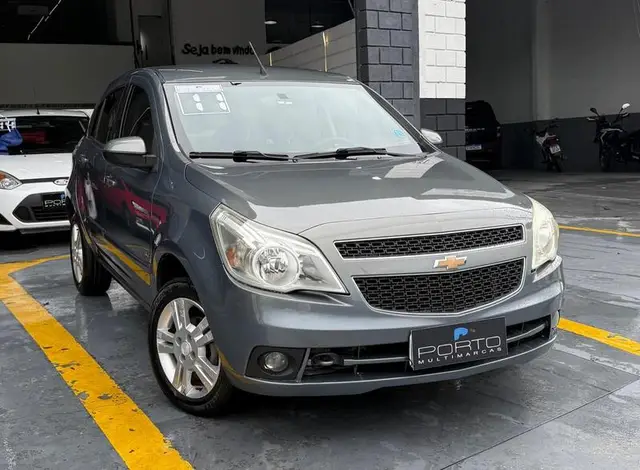 Carro Chevrolet Agile 2011 LTZ 1.4 8V (Flex)