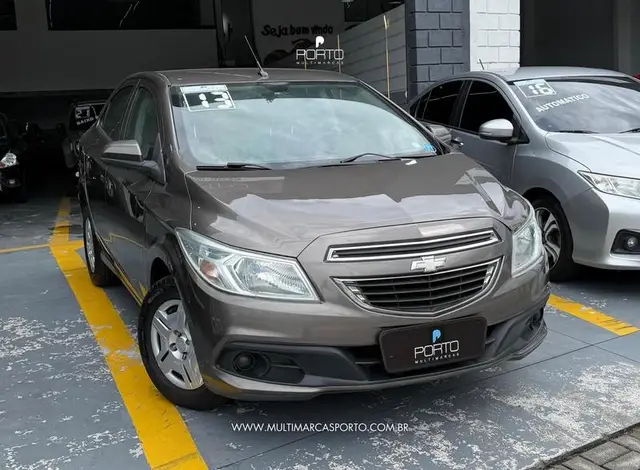 Carro Chevrolet Prisma 2013 1.0 LT SPE/4
