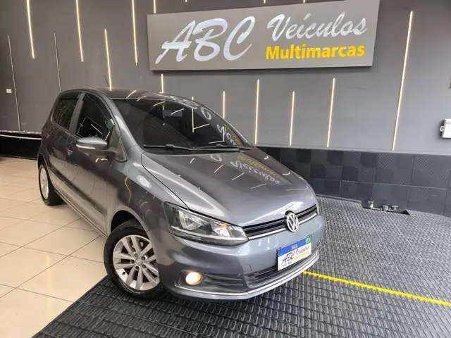 Carro Volkswagen Fox 2019 1.6 MSI Connect (Flex)