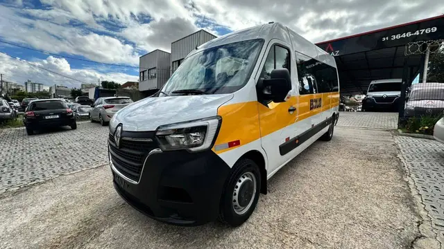 Carro Renault Master 2026 Extra Furgão L3H2