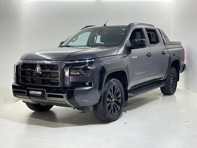 Carro Mitsubishi Triton 2026 Katana