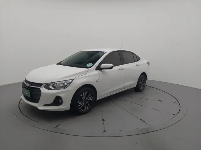 Carro Chevrolet Onix Plus 2024 LT 1.0