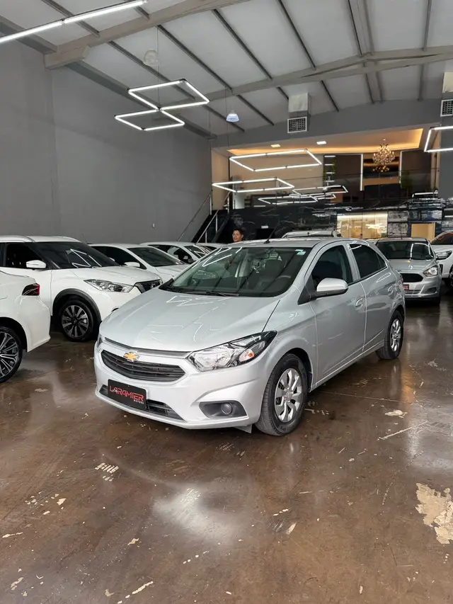 Carro Chevrolet Onix 2019 1.0 LT SPE/4