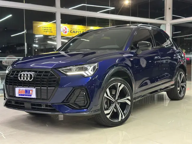 Carro Audi Q3 2024 Performance 2.0 TFSI Tiptr. Quattro