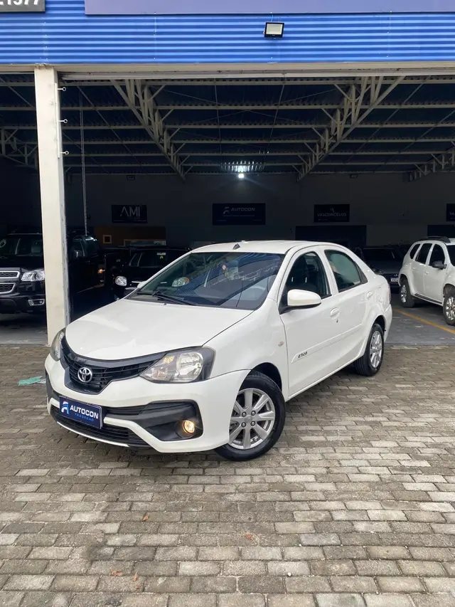 Carro Toyota Etios 2020 X Plus 1.5 (Flex)