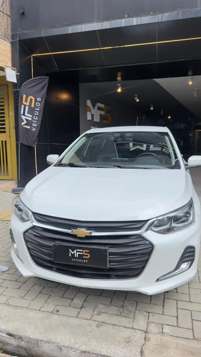 Carro Chevrolet Onix Plus 2024 Premier 1.0 Turbo (Aut.)