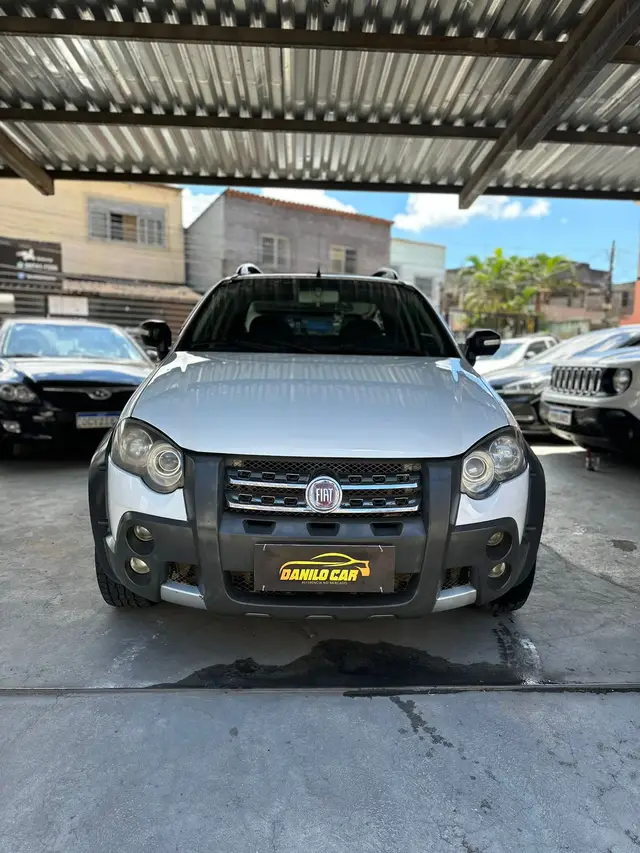Carro Fiat Strada 2012 Adv.1.8 16V LOCKER Dualo. Flex CD