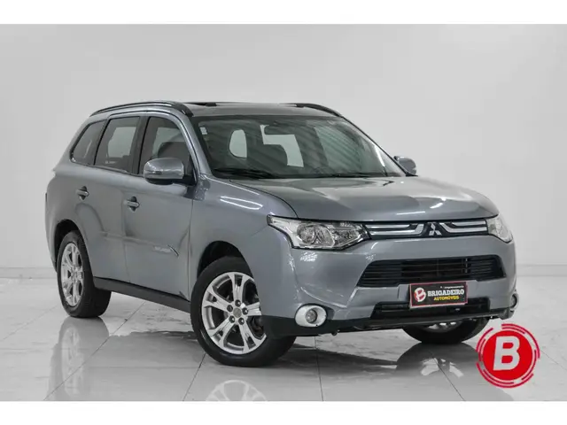 Carro Mitsubishi Outlander 2015 2.0 16V CVT