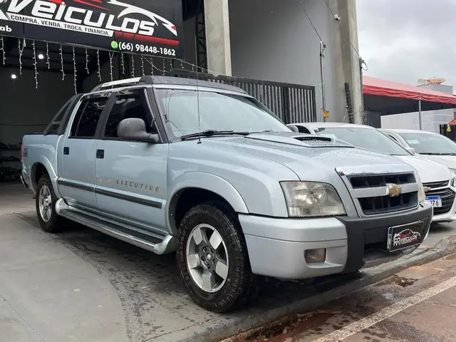 Carro Chevrolet S10 Cabine Dupla 2011 S10 Advantage 4x2 2.4 (Flex) (Cab Dupla)