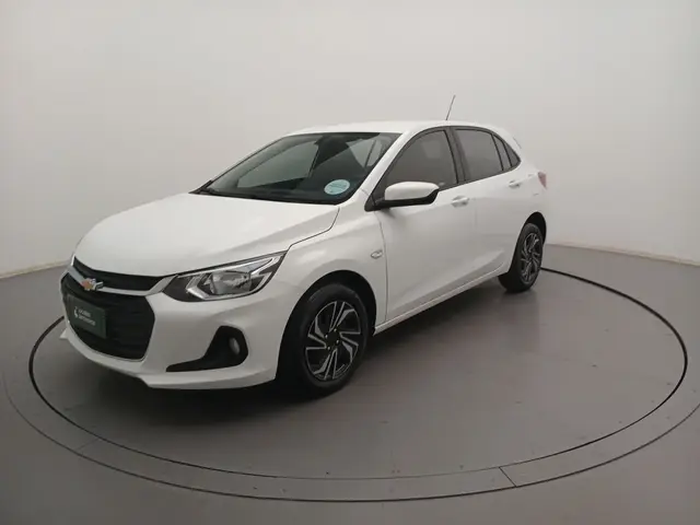 Carro Chevrolet Onix Plus 2024 LT 1.0