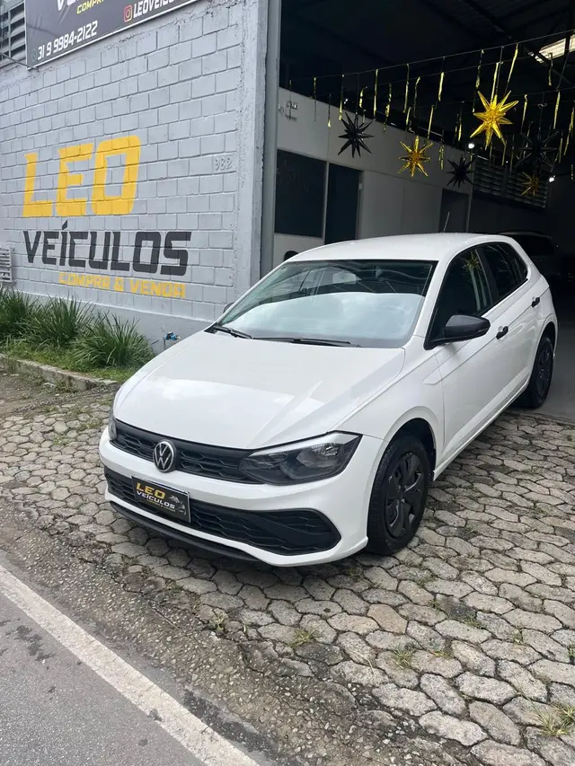 Carro Volkswagen Polo 2025 Track 1.0 Flex 12V 5p