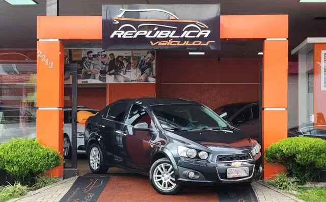 Carro Chevrolet Sonic Sedan 2014 LTZ 1.6 (Aut)