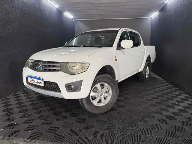 Carro Mitsubishi L200 Triton Sport 2018 Sport 2.4 DID-H GLX 4WD