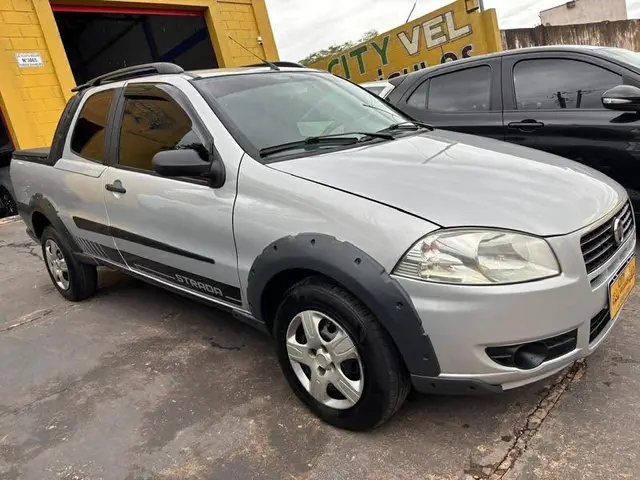 Carro Fiat Strada 2012 Adv.1.8 16V LOCKER Dualo. Flex CD