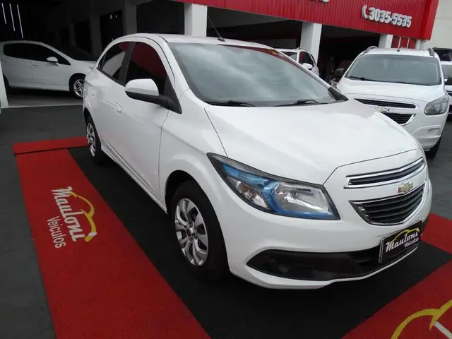 Carro Chevrolet Onix 2016 1.4 LT SPE/4
