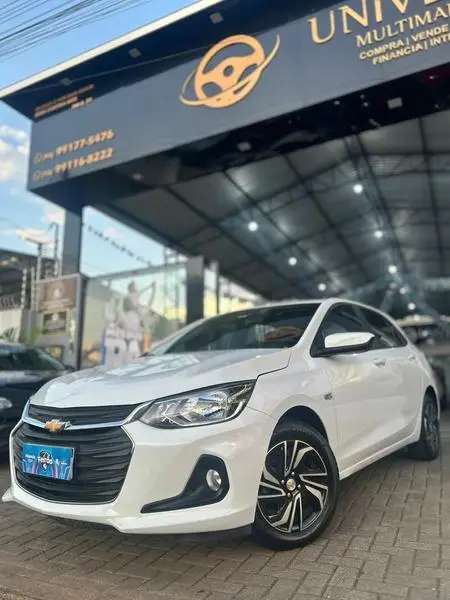 Carro Chevrolet Onix 2024 LT 1.0