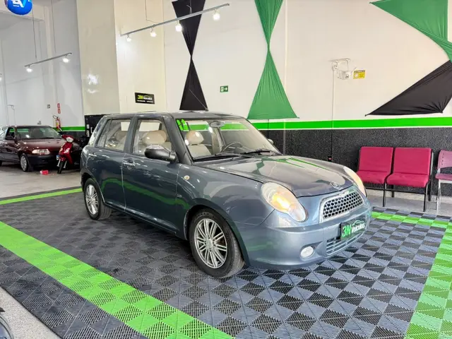 Carro Lifan 320 2011 1.3 16 V